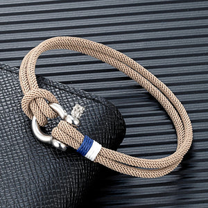 bracelet ancre mer océan navigation navire bateau gouvernail marins marin compas rose des vents voile voilier ancrage capitaine mât lac fleuve navigation