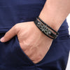 bracelet ancre mer océan navigation navire bateau gouvernail marins marin compas rose des vents voile voilier ancrage capitaine mât lac fleuve navigation